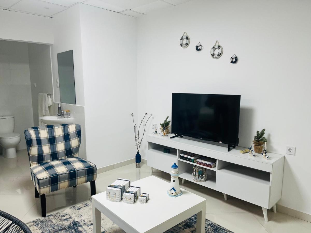 Techas City Center Luxurious Suites & Rooms Прая Екстериор снимка