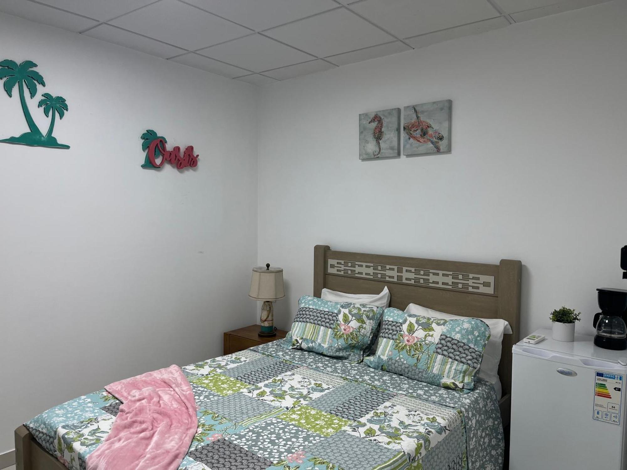 Techas City Center Luxurious Suites & Rooms Прая Екстериор снимка